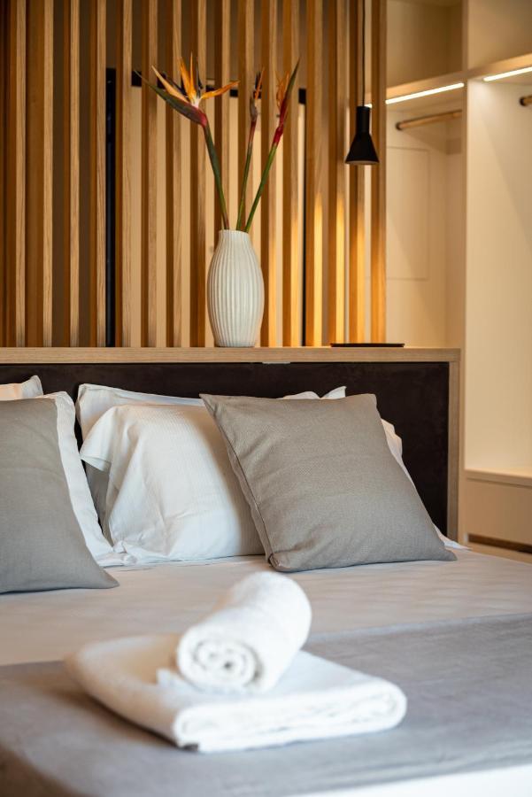 Limen Wellness Hotel & Spa Campofelice Di Roccella Bagian luar foto