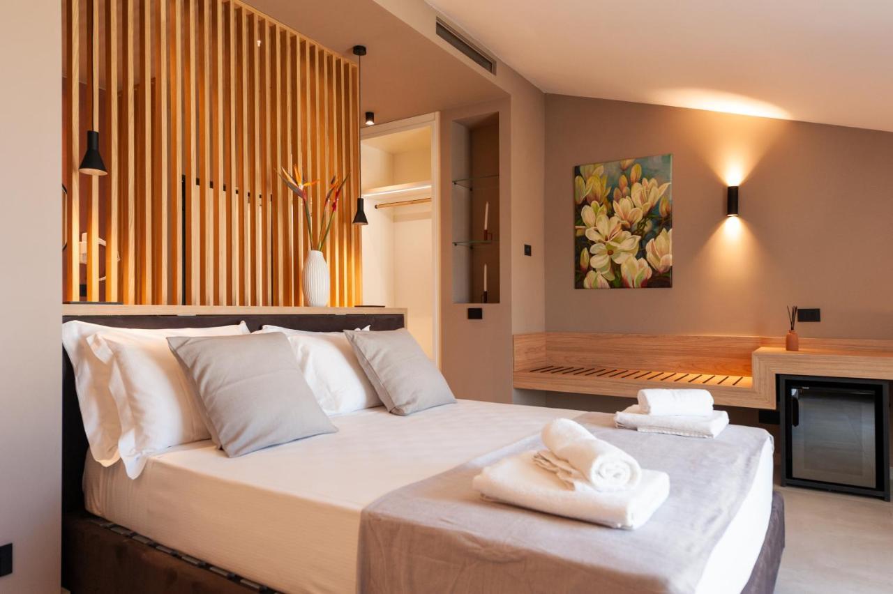 Limen Wellness Hotel & Spa Campofelice Di Roccella Bagian luar foto